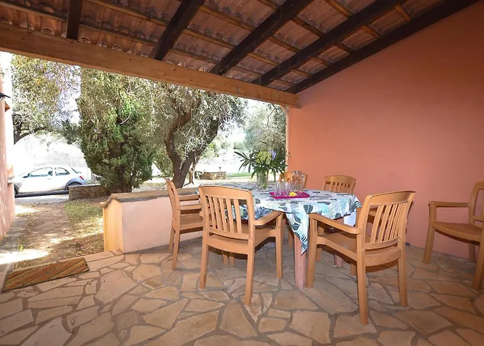Stunning In Querciolo Feriehus *