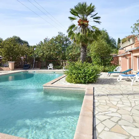 Gorgeous In Querciolo With Swimming Pool Feriehus *
