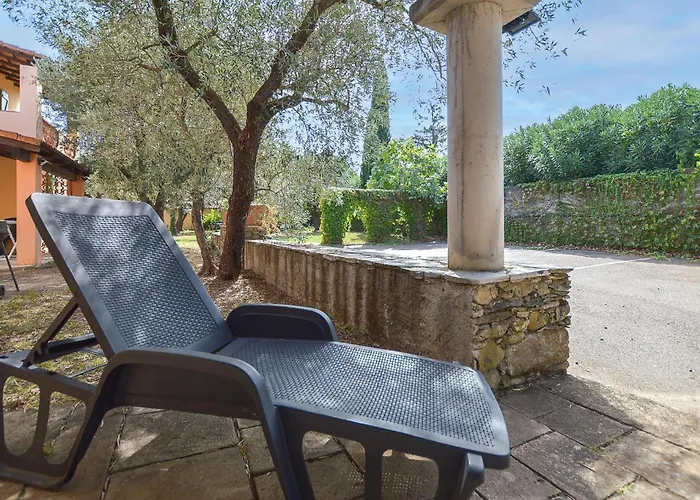 Stunning In Querciolo 度假居 *